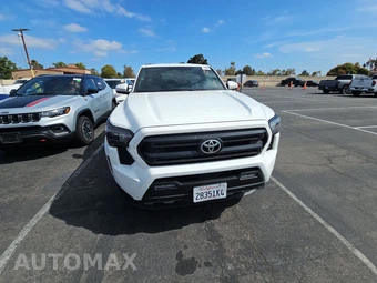 2026 Toyota Tacoma SR5 Crew Cab Medium Bed - miniatura 2