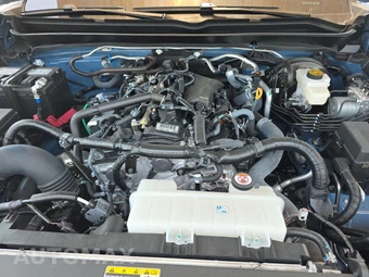 2026 Toyota Tacoma SR5 Crew Cab Medium Bed - miniatura 15
