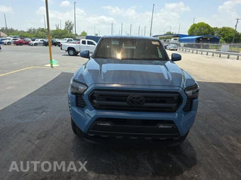 2026 Toyota Tacoma SR5 Crew Cab Medium Bed - miniatura 2