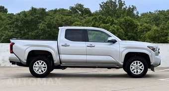 2026 Toyota Tacoma SR5 Crew Cab Medium Bed - miniatura 8