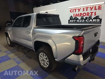 2026 Toyota Tacoma SR5 Crew Cab Medium Bed - miniatura 2