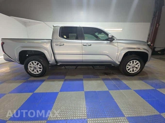 2026 Toyota Tacoma SR5 Crew Cab Medium Bed - miniatura 4