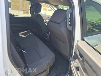 2026 Toyota Tacoma SR5 Crew Cab Medium Bed - miniatura 16