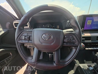 2026 Toyota Tacoma SR5 Crew Cab Medium Bed - miniatura 10