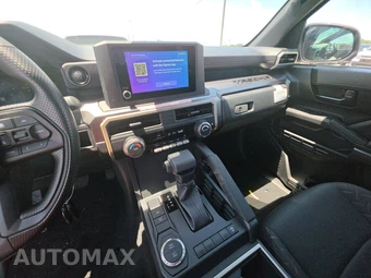 2026 Toyota Tacoma SR5 Crew Cab Medium Bed - miniatura 11