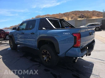 2026 Toyota Tacoma TRD Off-Road Crew Cab Medium Bed - miniatura 2