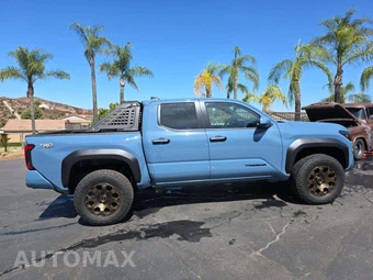 2026 Toyota Tacoma TRD Off-Road Crew Cab Medium Bed - miniatura 4