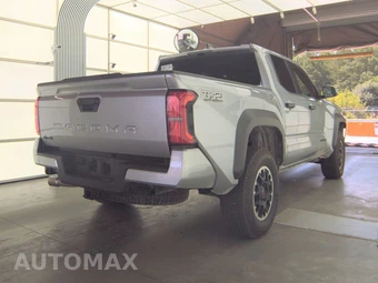 2026 Toyota Tacoma TRD Off-Road Crew Cab Medium Bed - miniatura 4
