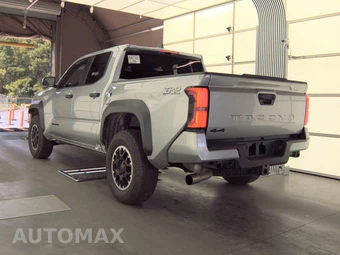 2026 Toyota Tacoma TRD Off-Road Crew Cab Medium Bed - miniatura 6