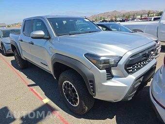 2026 Toyota Tacoma TRD Off-Road Crew Cab Medium Bed - miniatura 3