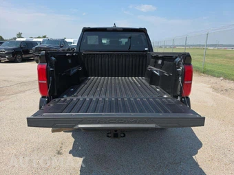 2026 Toyota Tacoma TRD Off-Road Crew Cab Medium Bed - miniatura 11