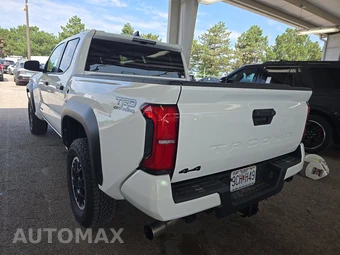 2026 Toyota Tacoma TRD Off-Road Crew Cab Medium Bed - miniatura 6