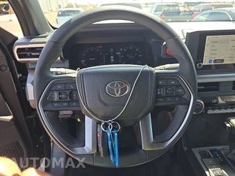 2026 Toyota Tacoma TRD Off-Road Crew Cab Medium Bed - miniatura 10