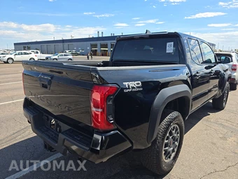 2026 Toyota Tacoma TRD Off-Road Crew Cab Medium Bed - miniatura 4