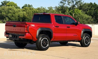 2026 Toyota Tacoma TRD Off-Road Crew Cab Medium Bed - miniatura 8