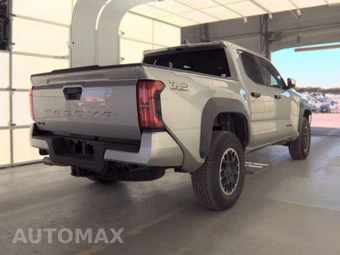 2026 Toyota Tacoma TRD Off-Road Crew Cab Medium Bed - miniatura 4