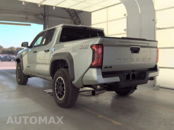 2026 Toyota Tacoma TRD Off-Road Crew Cab Medium Bed - miniatura 6