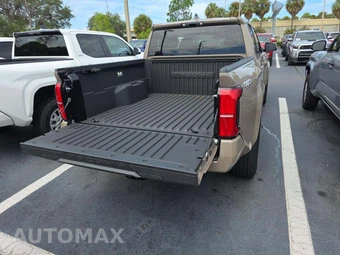 2026 Toyota Tacoma TRD Sport Crew Cab Medium Bed - miniatura 14