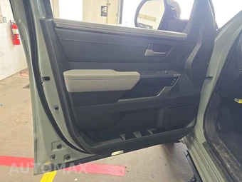 2026 Toyota Tundra i-FORCE MAX Limited Crew Cab Short Bed - miniatura 9