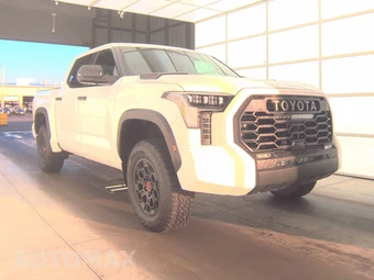 2026 Toyota Tundra i-FORCE MAX TRD Pro Crew Cab Short Bed - miniatura 3