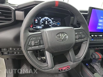 2026 Toyota Tundra i-FORCE MAX TRD Pro Crew Cab Short Bed - miniatura 10