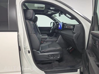 2026 Toyota Tundra i-FORCE MAX TRD Pro Crew Cab Short Bed - miniatura 8