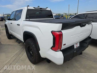 2026 Toyota Tundra i-FORCE MAX TRD Pro Crew Cab Short Bed - miniatura 2