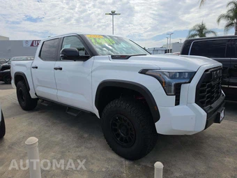 2026 Toyota Tundra i-FORCE MAX TRD Pro Crew Cab Short Bed - miniatura 4
