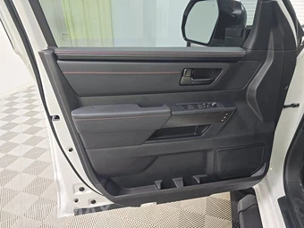 2026 Toyota Tundra i-FORCE MAX TRD Pro Crew Cab Short Bed - miniatura 9
