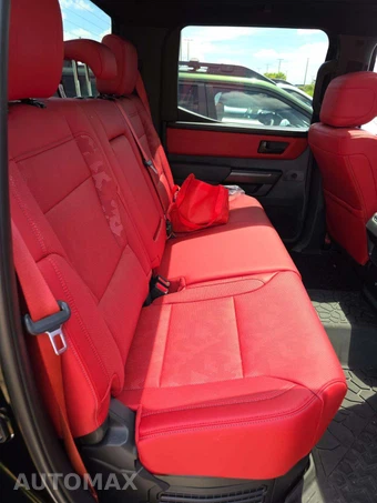 2026 Toyota Tundra i-FORCE MAX TRD Pro Crew Cab Short Bed - miniatura 16