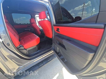 2026 Toyota Tundra i-FORCE MAX TRD Pro Crew Cab Short Bed - miniatura 16