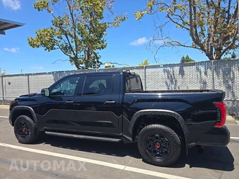 2026 Toyota Tundra i-FORCE MAX TRD Pro Crew Cab Short Bed - miniatura 6
