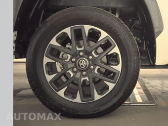 2026 Toyota Tundra Limited Crew Cab Short Bed - miniatura 11