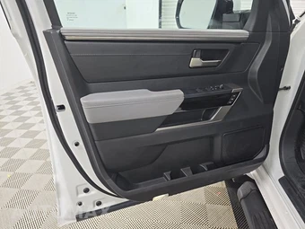 2026 Toyota Tundra Limited Crew Cab Short Bed - miniatura 9