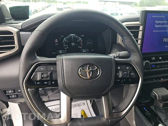 2026 Toyota Tundra Platinum Crew Cab Medium Bed - miniatura 10