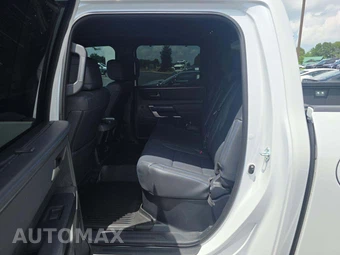 2026 Toyota Tundra Platinum Crew Cab Short Bed - miniatura 10