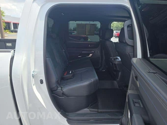 2026 Toyota Tundra Platinum Crew Cab Short Bed - miniatura 13