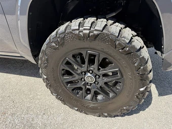 2026 Toyota Tundra Platinum Crew Cab Short Bed - miniatura 11