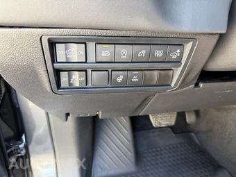 2026 Toyota Tundra Platinum Crew Cab Short Bed - miniatura 36