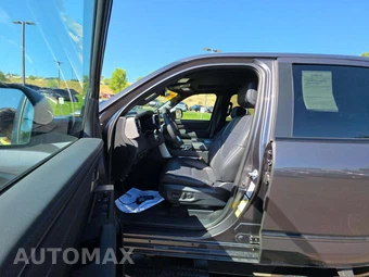 2026 Toyota Tundra Platinum Crew Cab Short Bed - miniatura 3