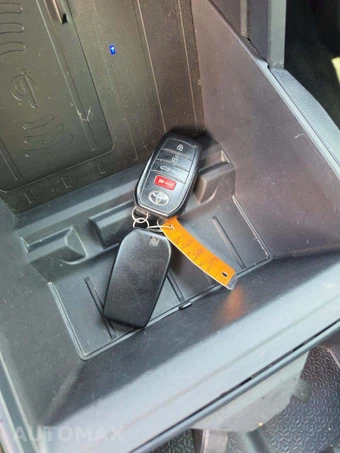 2026 Toyota Tundra SR Crew Cab Short Bed - miniatura 5