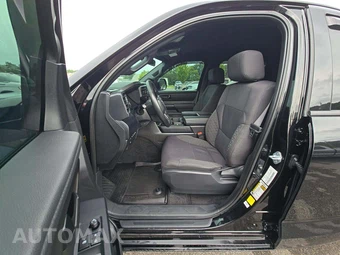 2026 Toyota Tundra SR Crew Cab Short Bed - miniatura 3