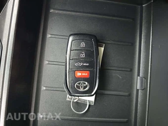 2026 Toyota Tundra SR Crew Cab Short Bed - miniatura 5