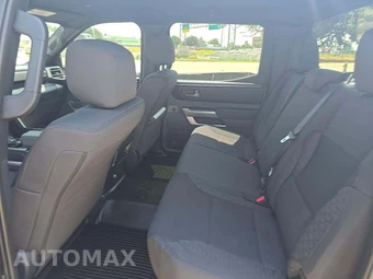2026 Toyota Tundra SR5 Crew Cab Short Bed - miniatura 13
