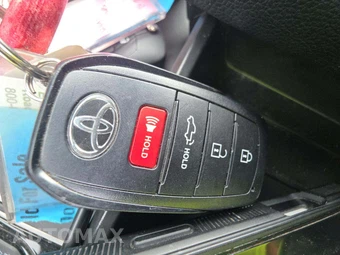 2026 Toyota Tundra SR5 Crew Cab Short Bed - miniatura 8