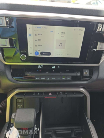 2026 Toyota Tundra SR5 Crew Cab Short Bed - miniatura 8