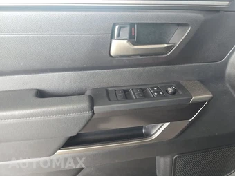 2026 Toyota Tundra SR5 Crew Cab Short Bed - miniatura 9