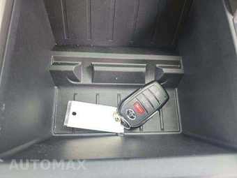 2026 Toyota Tundra SR5 Crew Cab Short Bed - miniatura 8