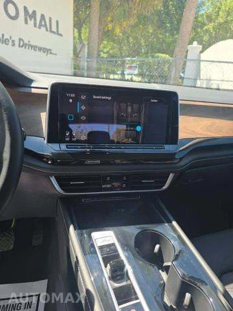 2026 Volkswagen Atlas 2.0T SE w/Technology – miniatura 10