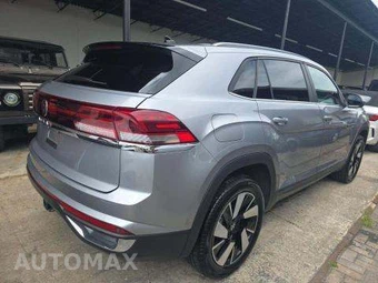 2026 Volkswagen Atlas Cross Sport 2.0T SE w/Technology – miniatura 3
